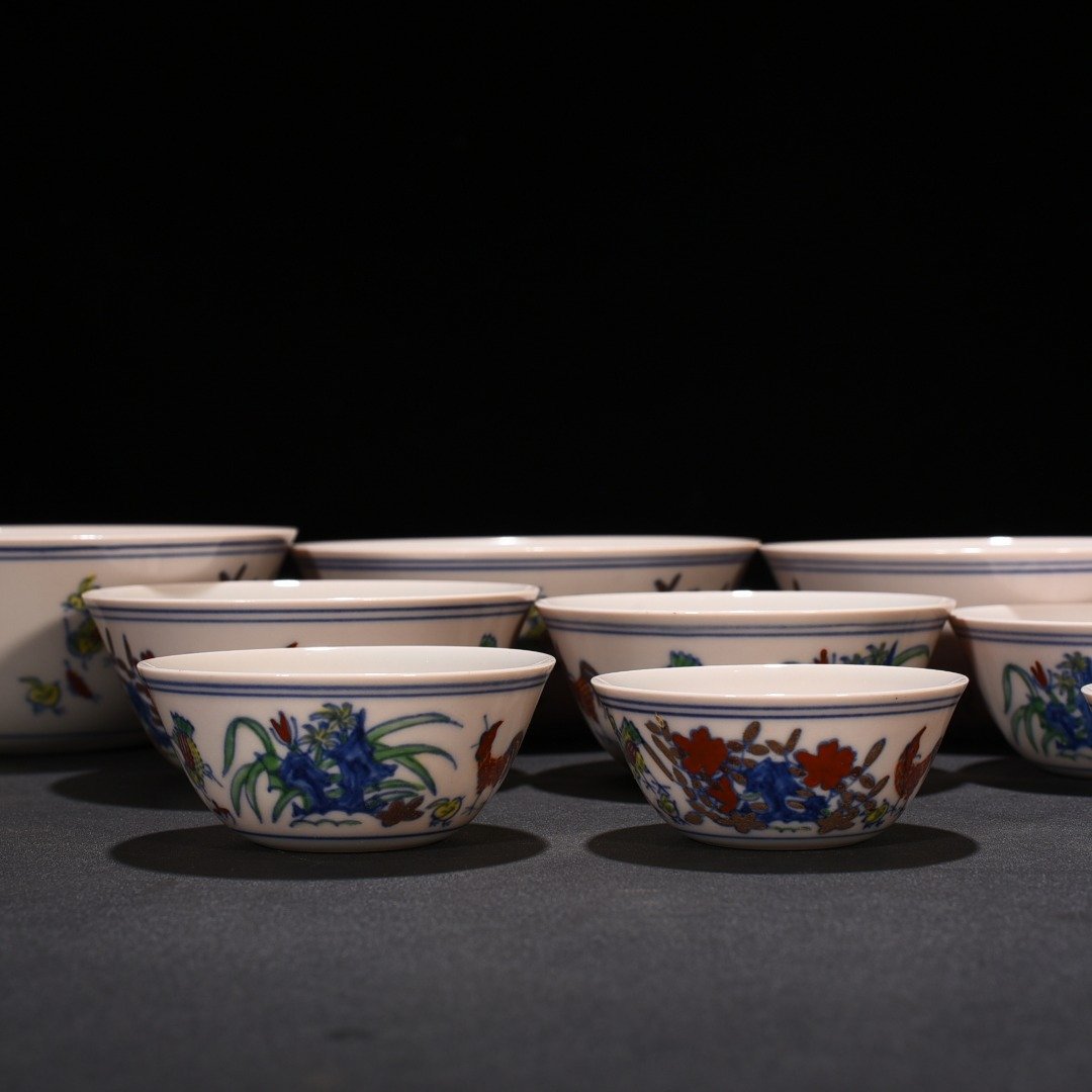 Ming Dynasty Chenghua Chicken Cylinder Cup Wan Guifei Wanzi style bowl set