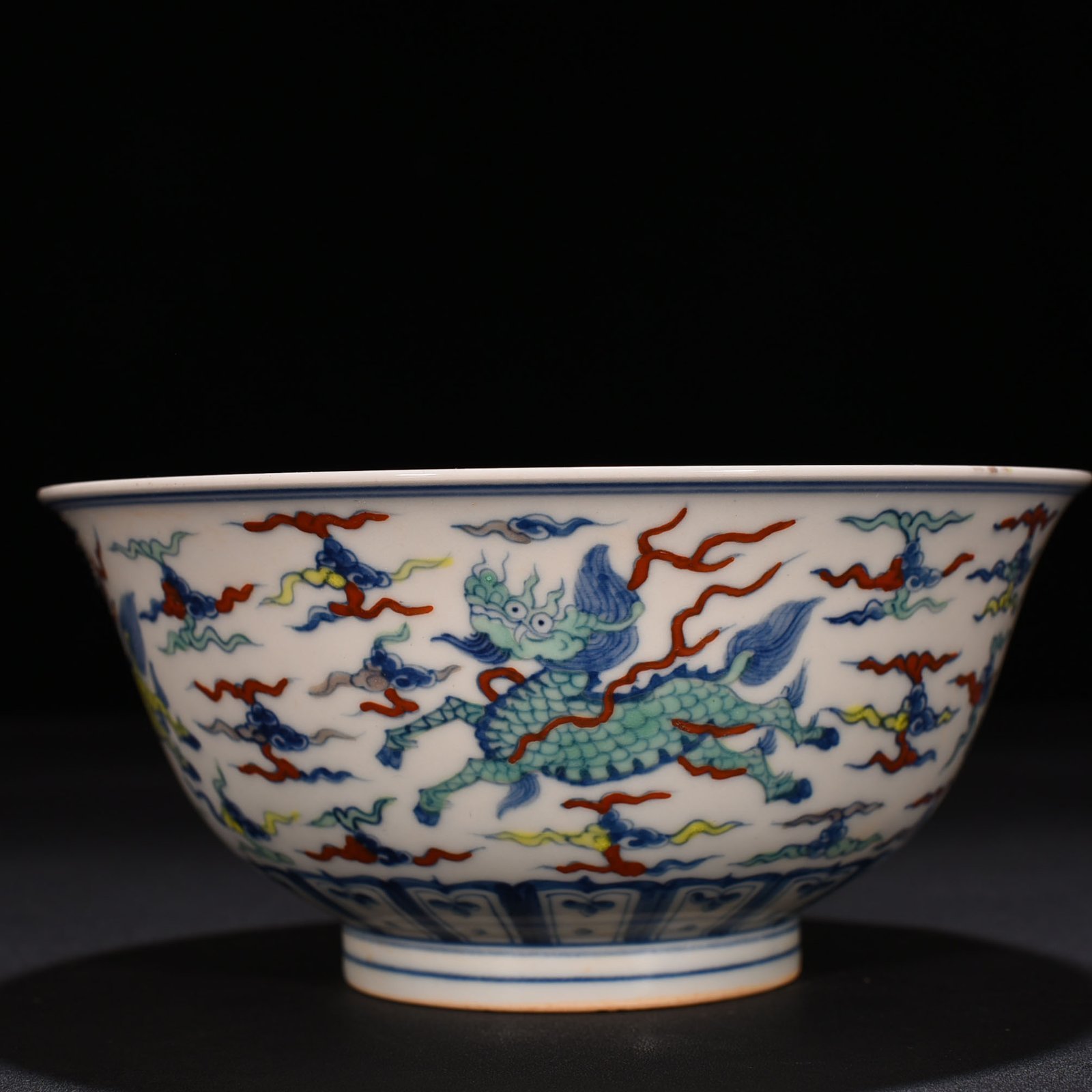 Ming Dynasty Chenghua Colorful Qilin Bowl