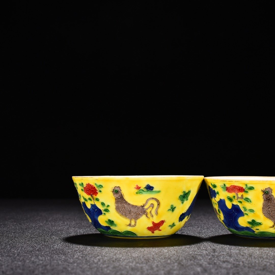 Ming Dynasty Chenghua family portrait chicken cup