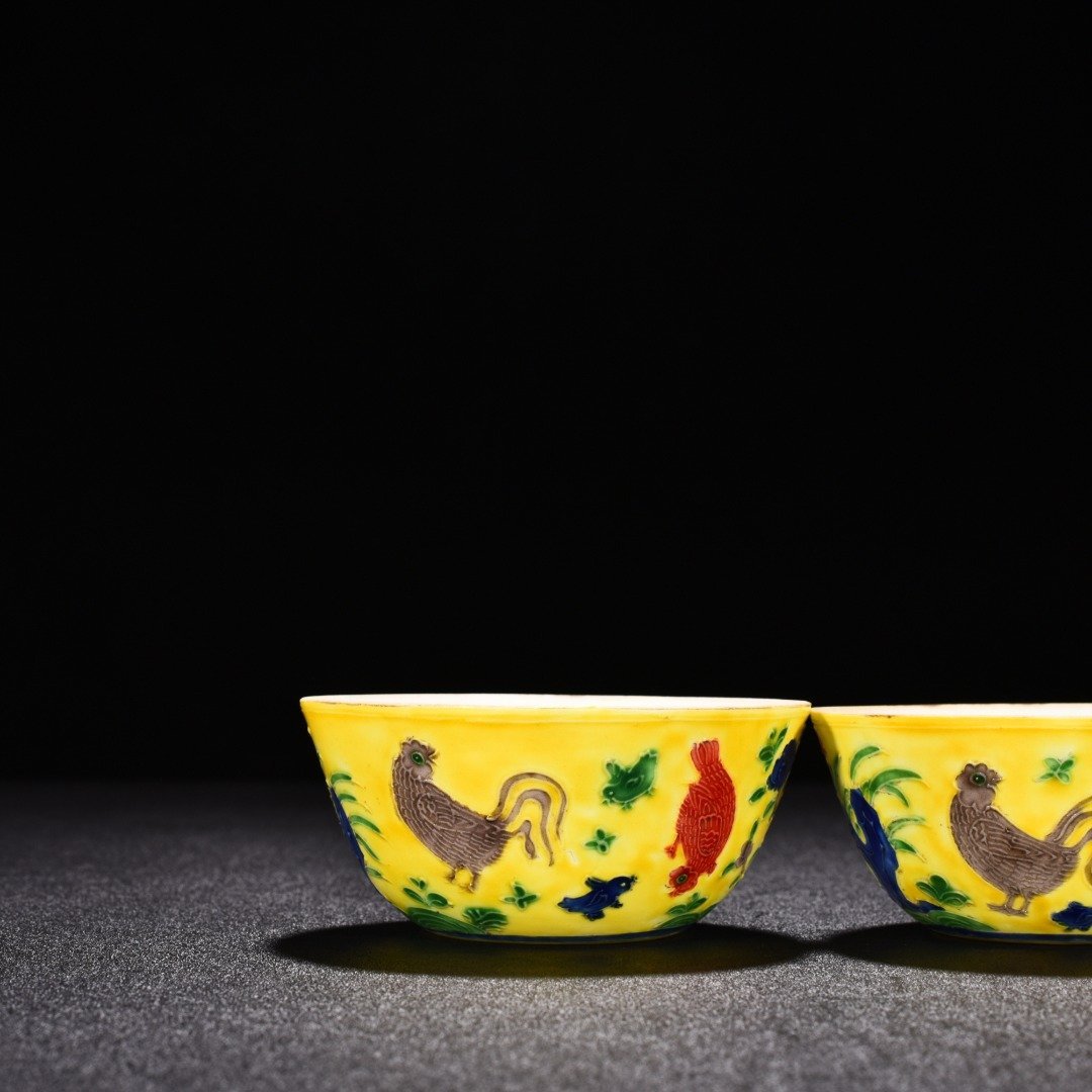 Ming Dynasty Chenghua family portrait chicken cup