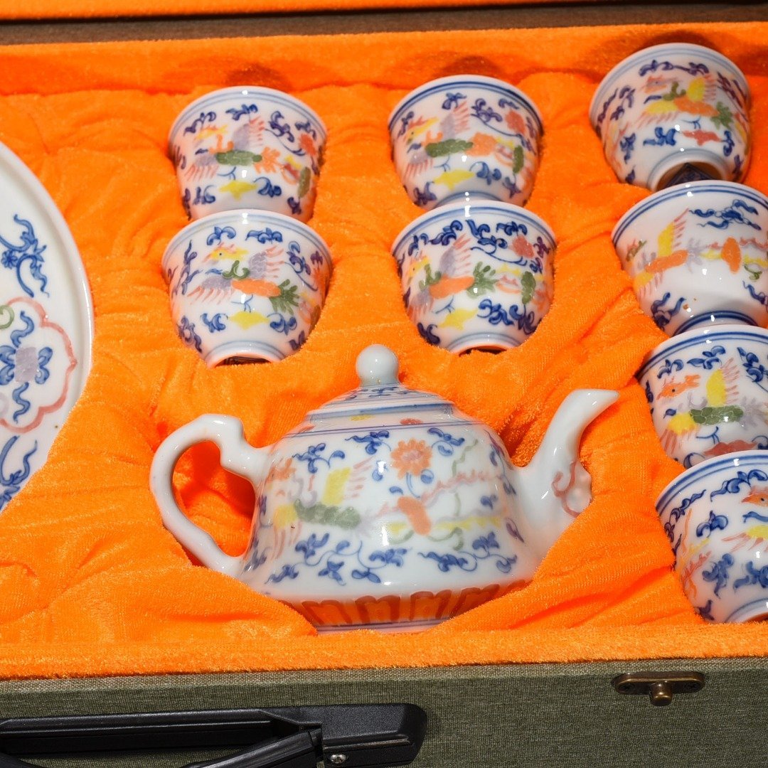 Ming Dynasty Chenghua enamel tea set with colorful phoenix