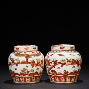 Ming Dynasty Chenghua Iron-red and Gold-painted Children Play Jar