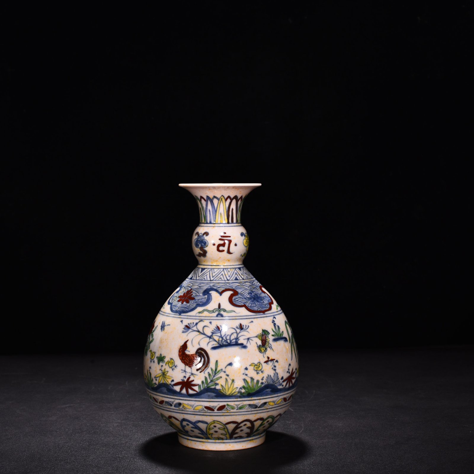 Ming Dynasty Chenghua Doucai Chicken Motif Vase