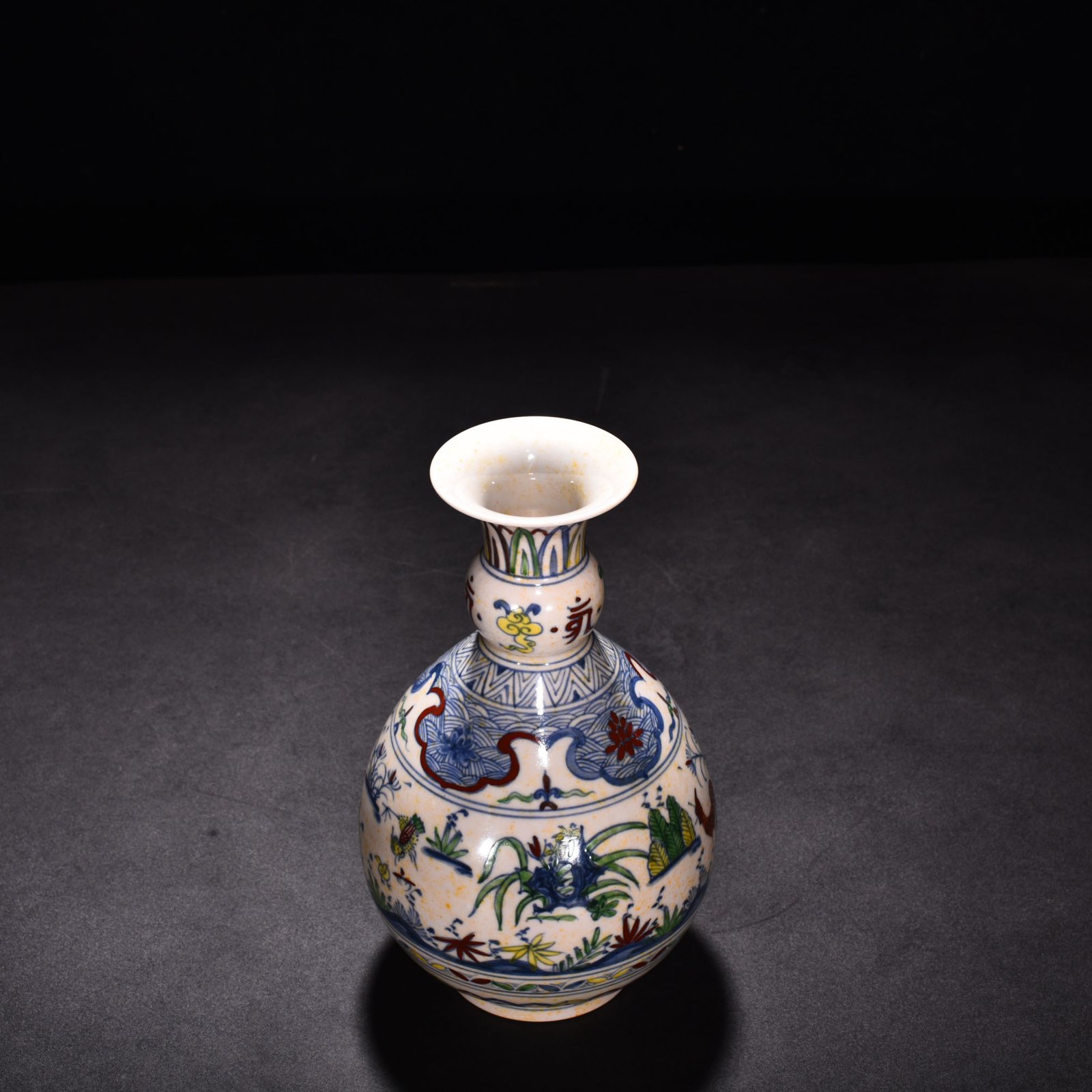 Ming Dynasty Chenghua Doucai Chicken Motif Vase