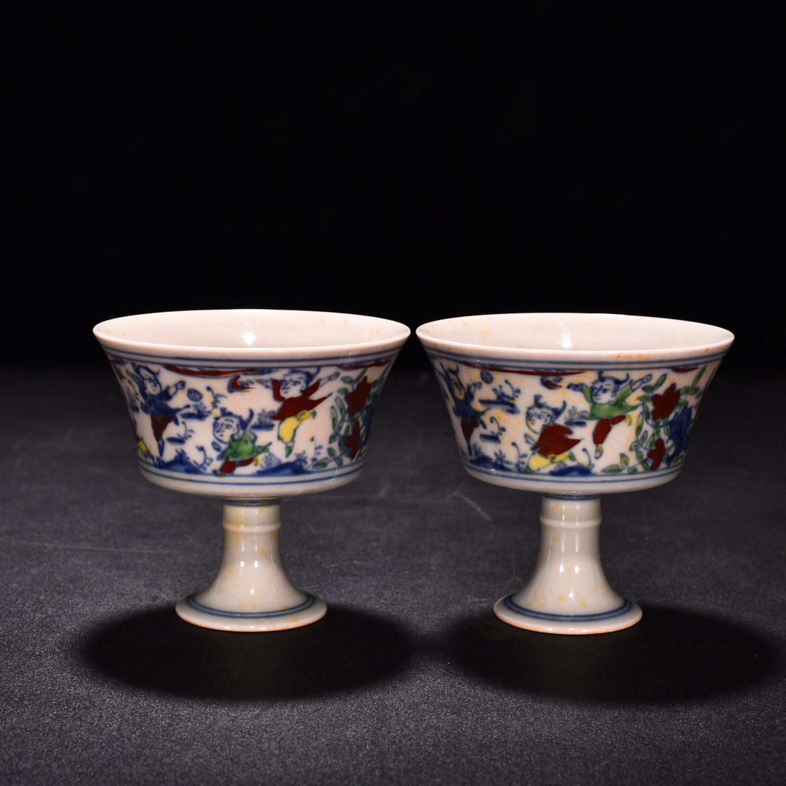 Ming Dynasty Chenghua Red Titus Doucai Colorful Purple Infant Play Goblet