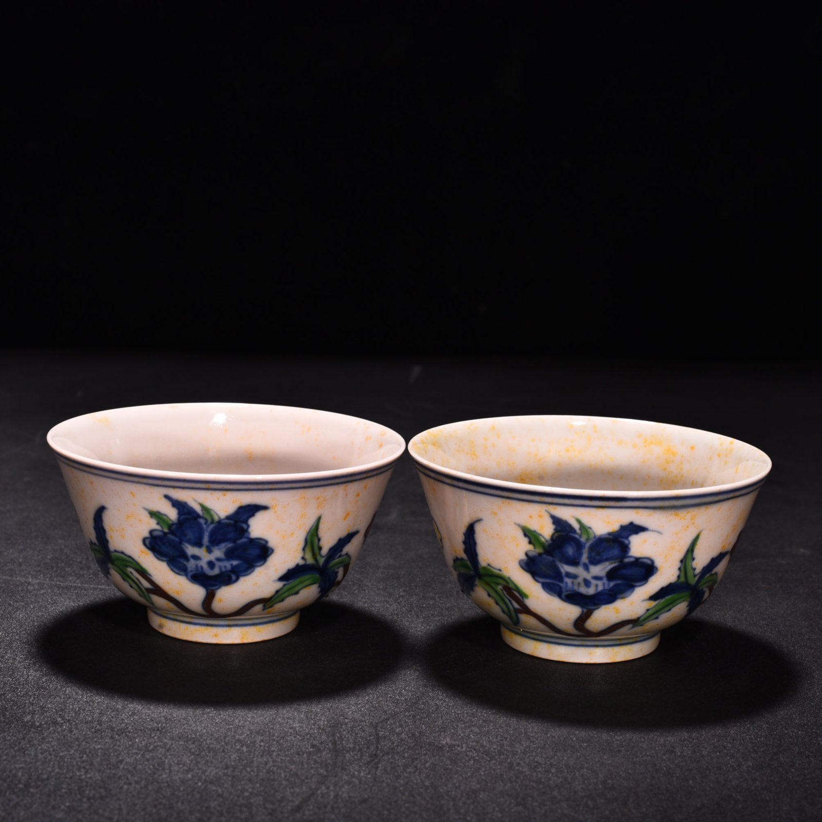 Ming Dynasty Chenghua red-tied bucket-colored purple okra flower cup