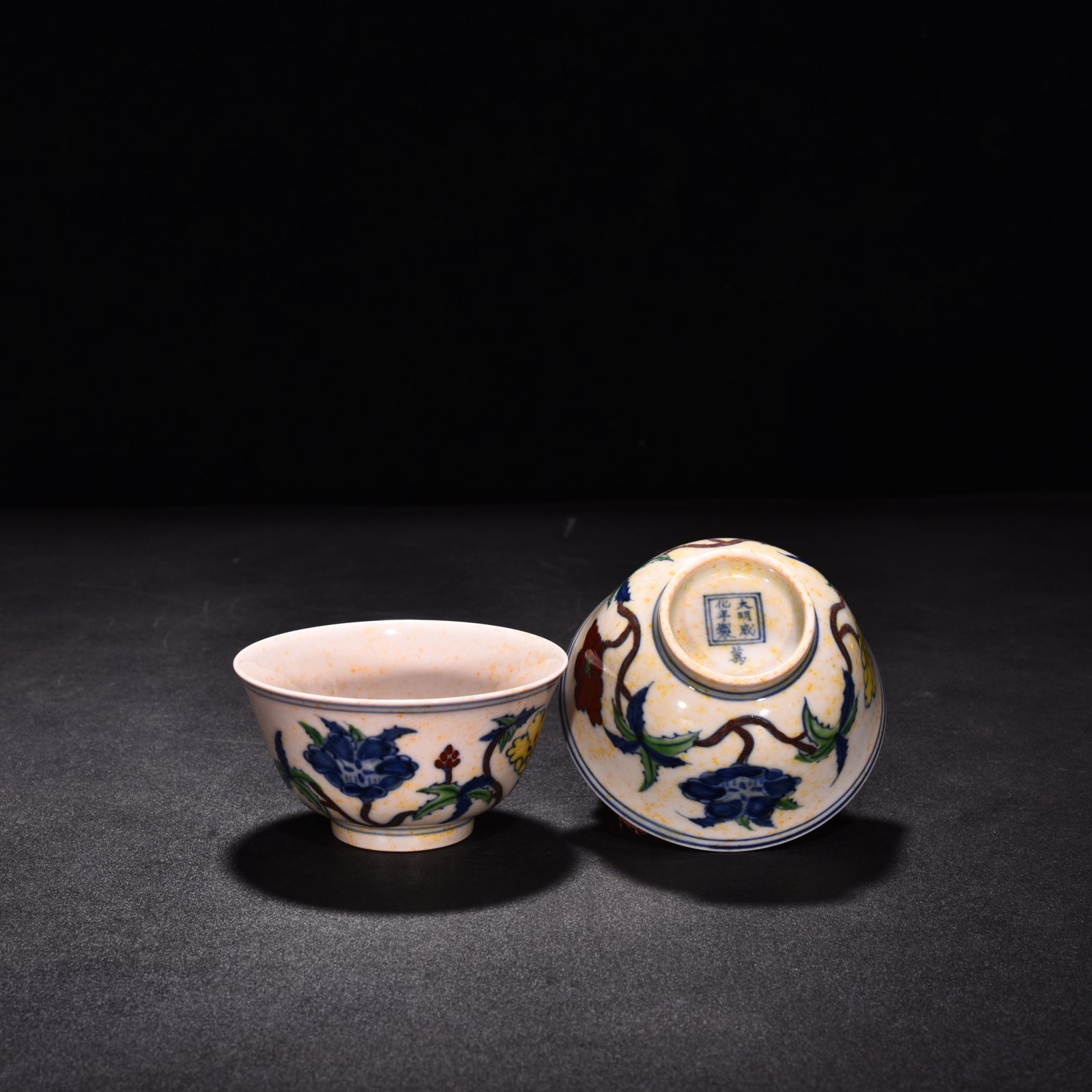 Ming Dynasty Chenghua red-tied bucket-colored purple okra flower cup