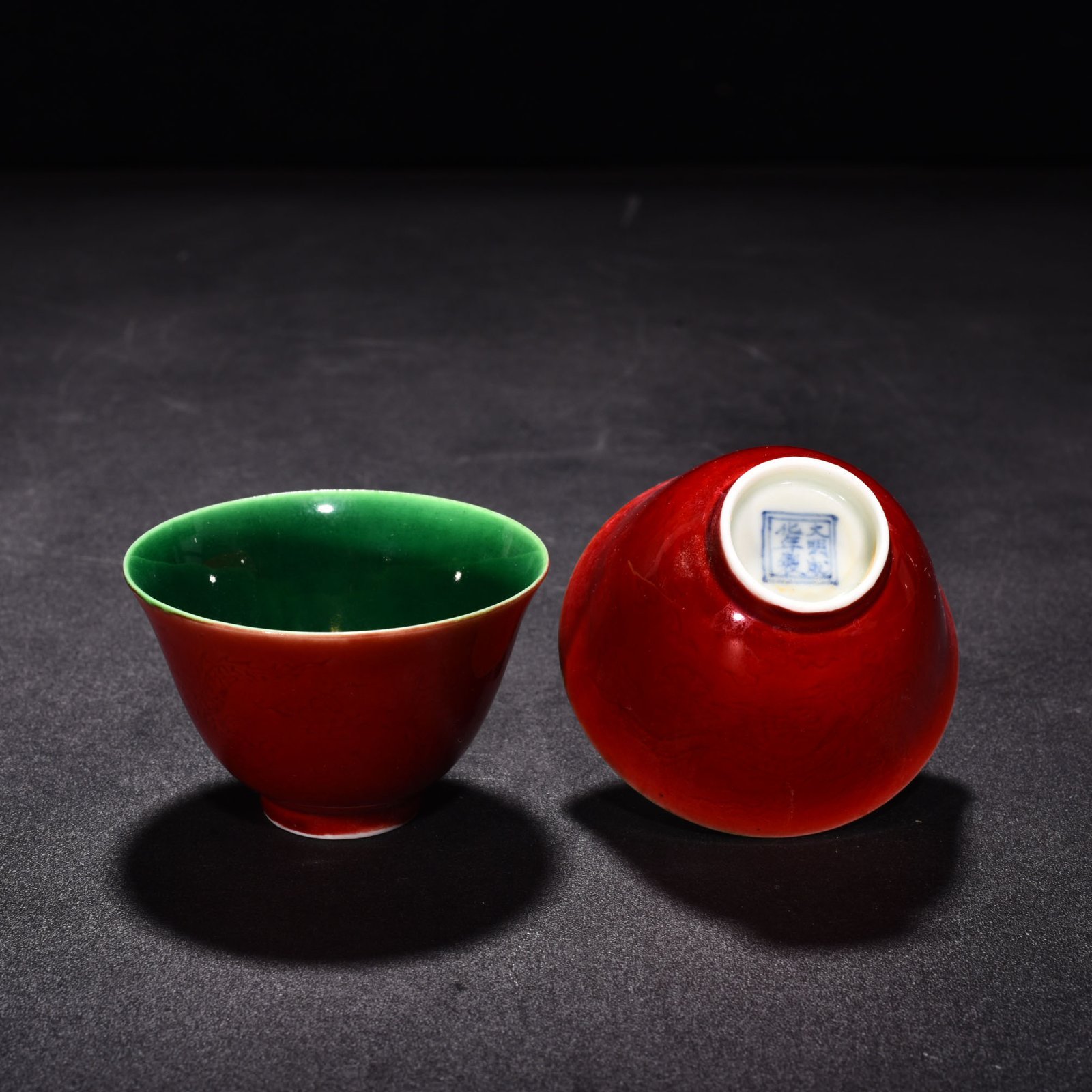 Ming Dynasty Chenghua red glaze engraved with dragon and inner green glaze cup