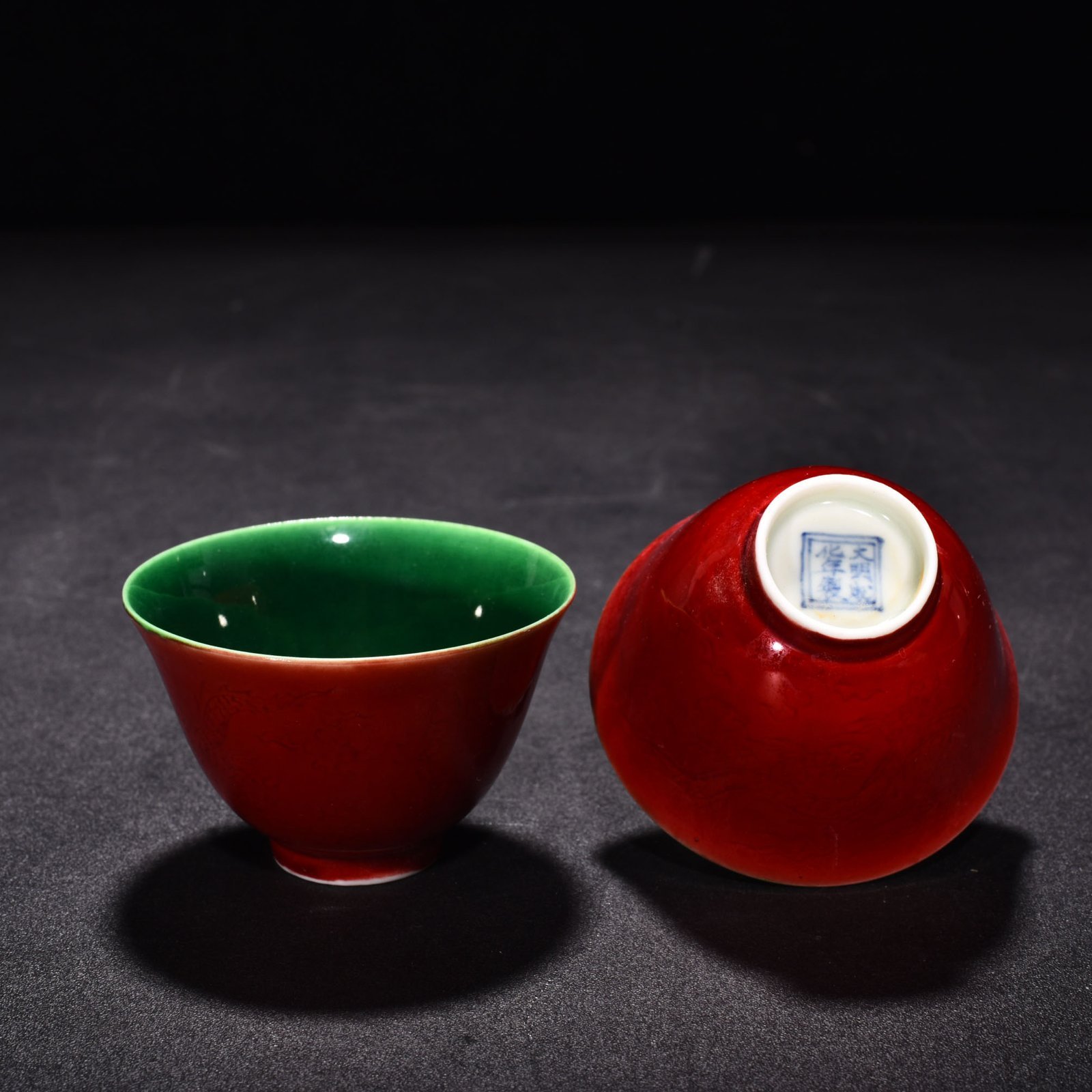 Ming Dynasty Chenghua red glaze engraved with dragon and inner green glaze cup