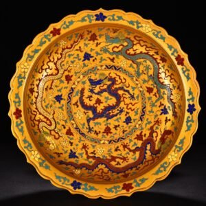 Ming Dynasty Chenghua gold-plated colorful purple dragon rhombus edge folding plate
