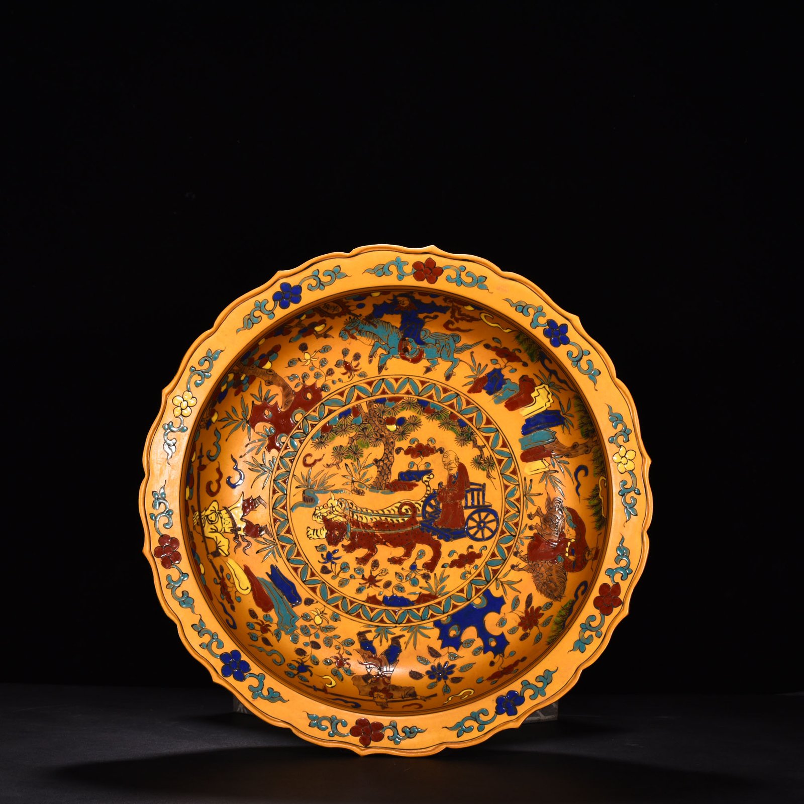 Ming Dynasty Chenghua Jindi colorful rhombus fold edge plate