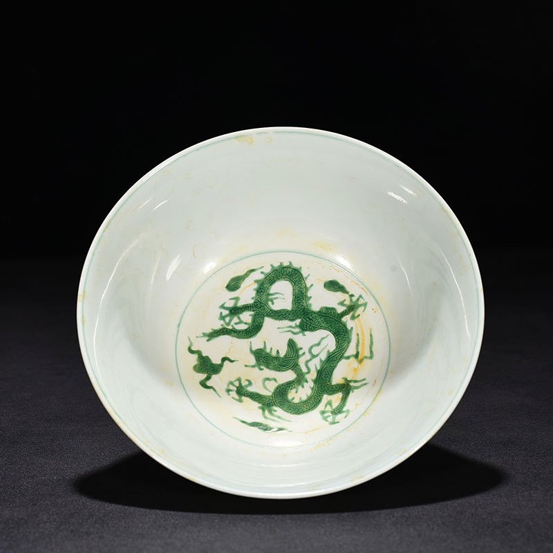 Ming Dynasty Chenghua carved green dragon bowl