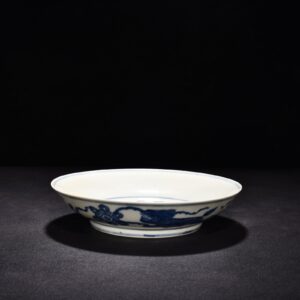Ming Dynasty Chenghua blue and white double lion hydrangea dish