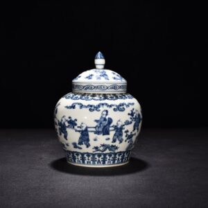 Ming Dynasty Chenghua blue and white baby playing lid jar