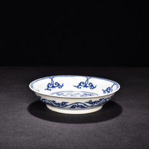 Ming Dynasty Chenghua blue and white sea animal plate