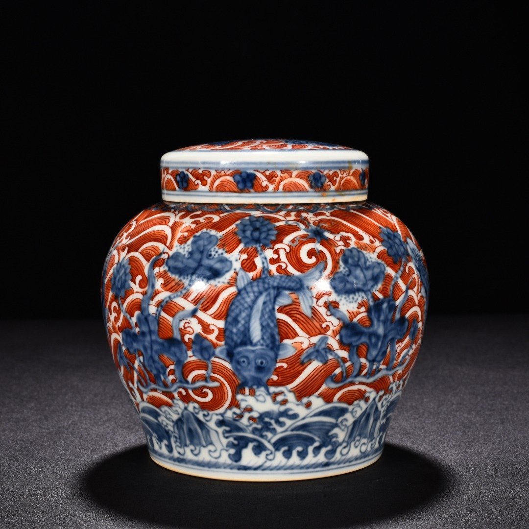 Ming Dynasty Chenghua blue and white alum red fish and algae covered jar