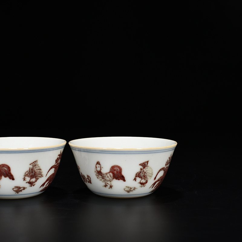 Ming Dynasty Chenghua blue and white underglaze red chicken cup