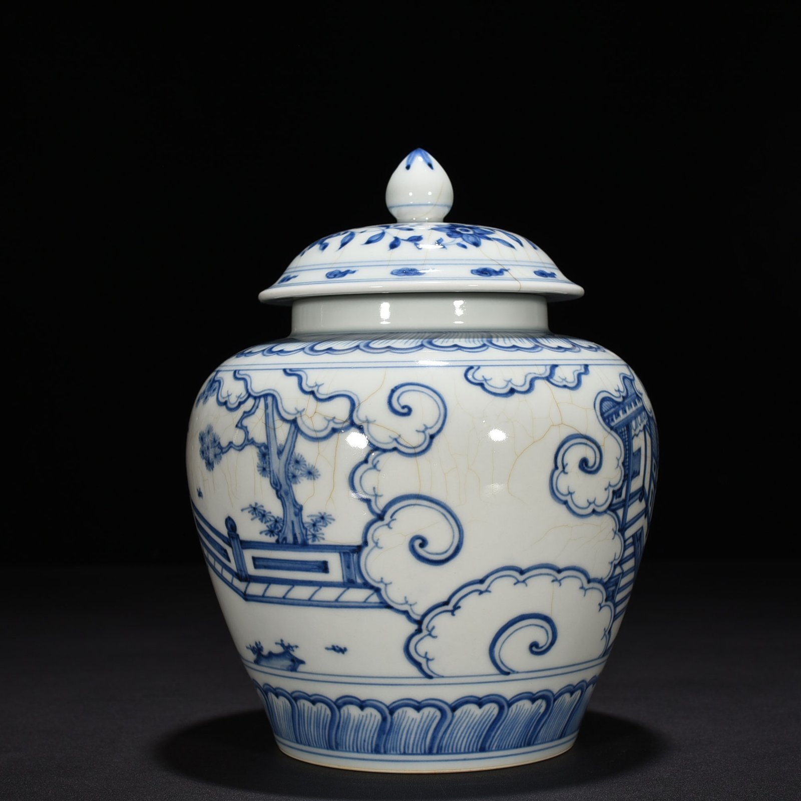 Ming Dynasty Chenghua blue and white Gao Shi figure lid jar