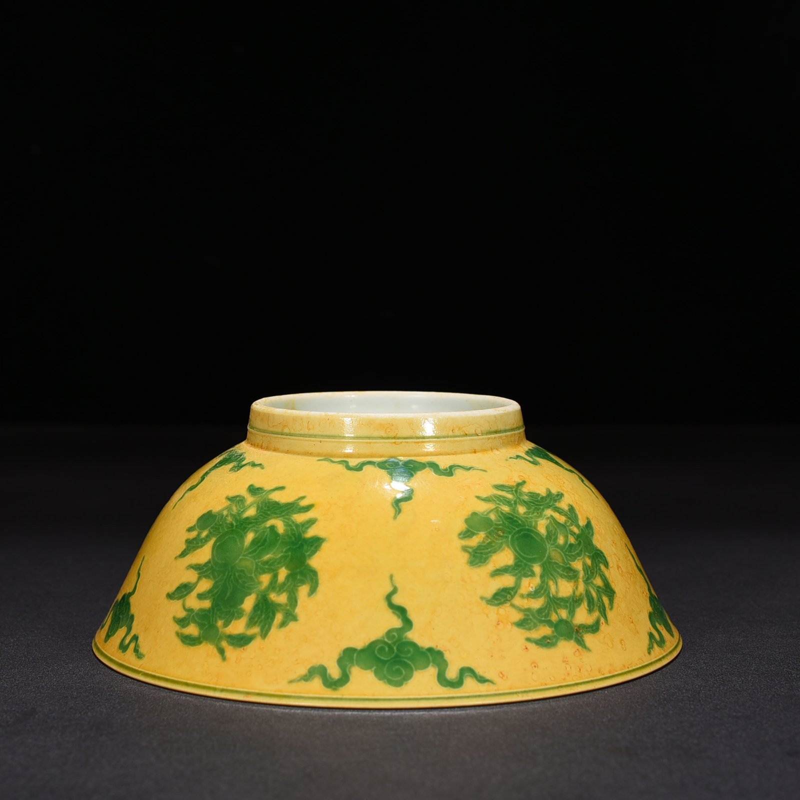 Ming Dynasty Chenghua yellow glazed enamel bowl with folded branches