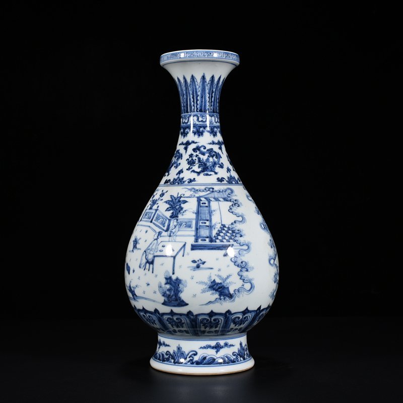 Ming Dynasty Zhengde blue and white character story plate mouth bottle