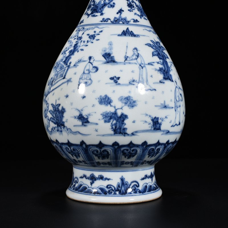 Ming Dynasty Zhengde blue and white character story plate mouth bottle