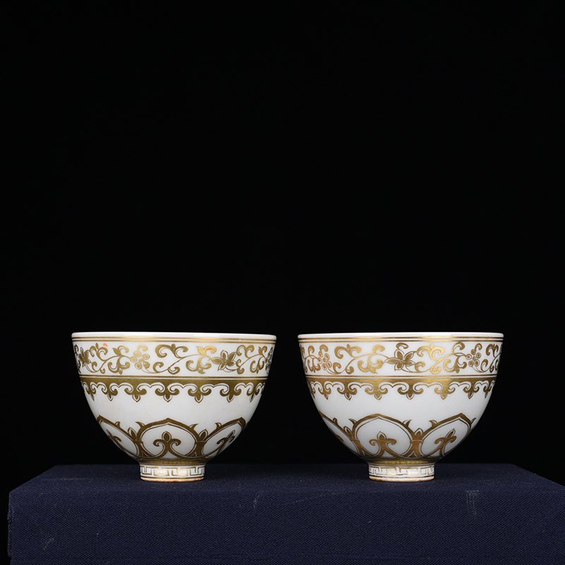 Ming Dynasty Yongle gold-painted chicken heart bowl with floral