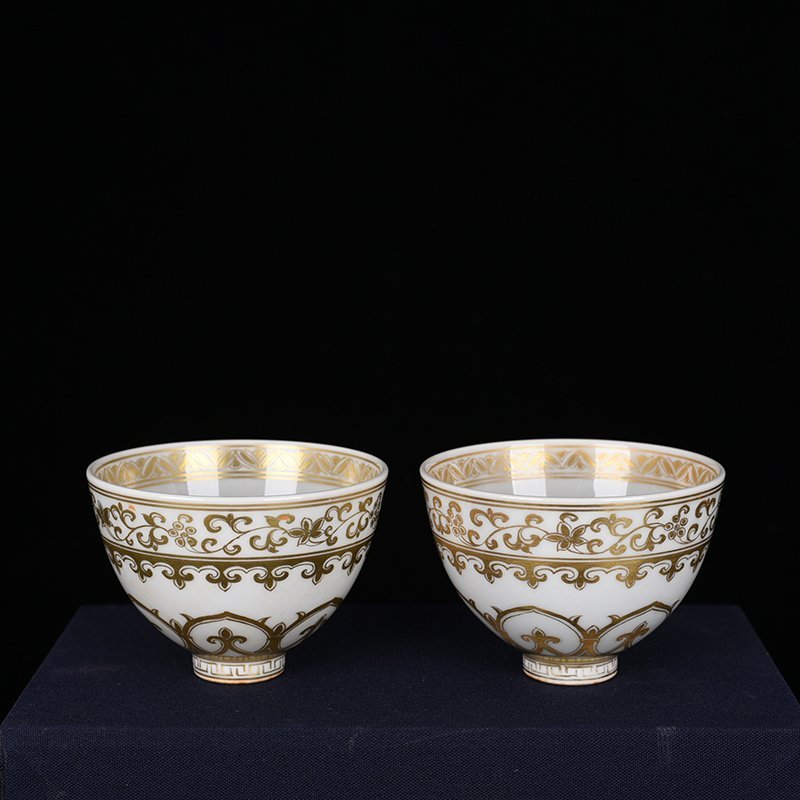 Ming Dynasty Yongle gold-painted chicken heart bowl with floral