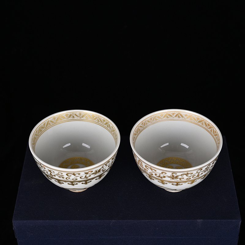 Ming Dynasty Yongle gold-painted chicken heart bowl with floral