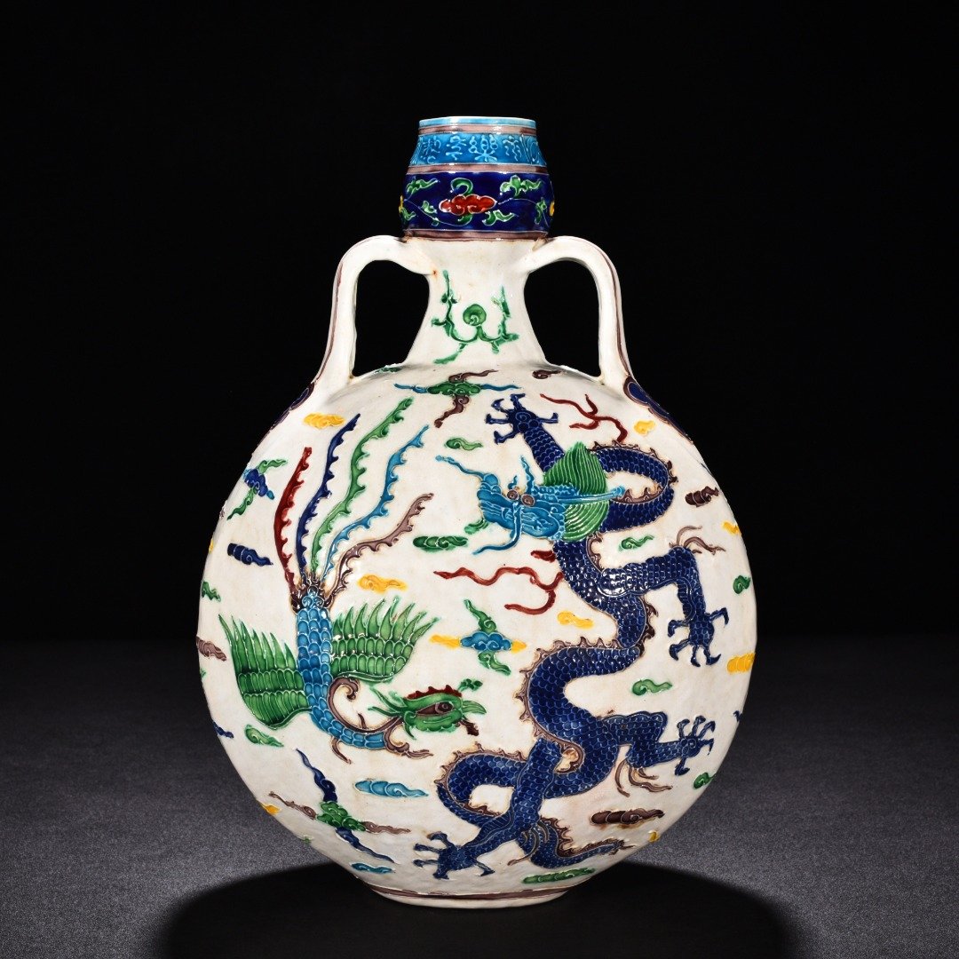 Ming Dynasty Yongle enamel flat vase with dragon and phoenixs