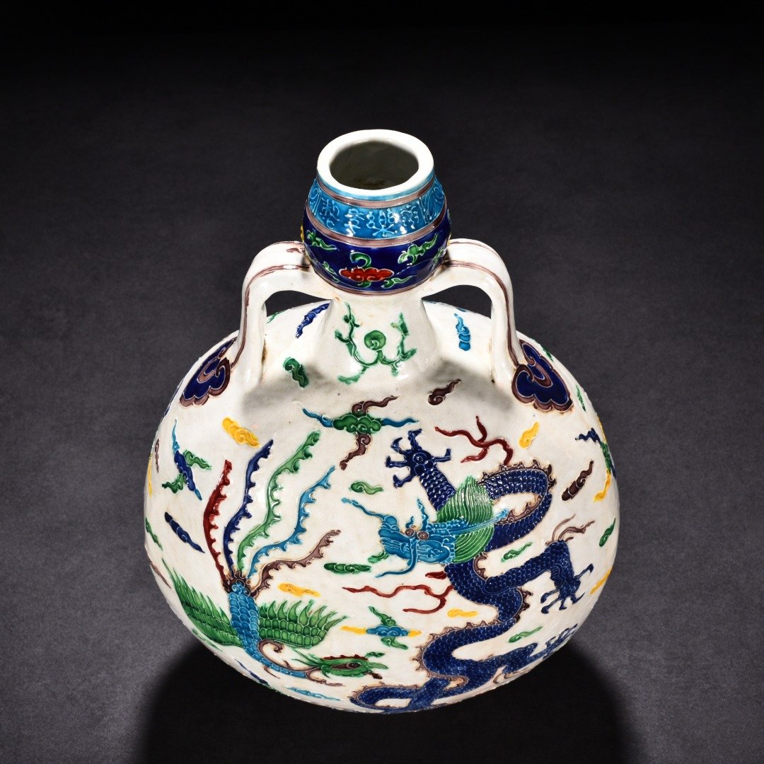 Ming Dynasty Yongle enamel flat vase with dragon and phoenixs