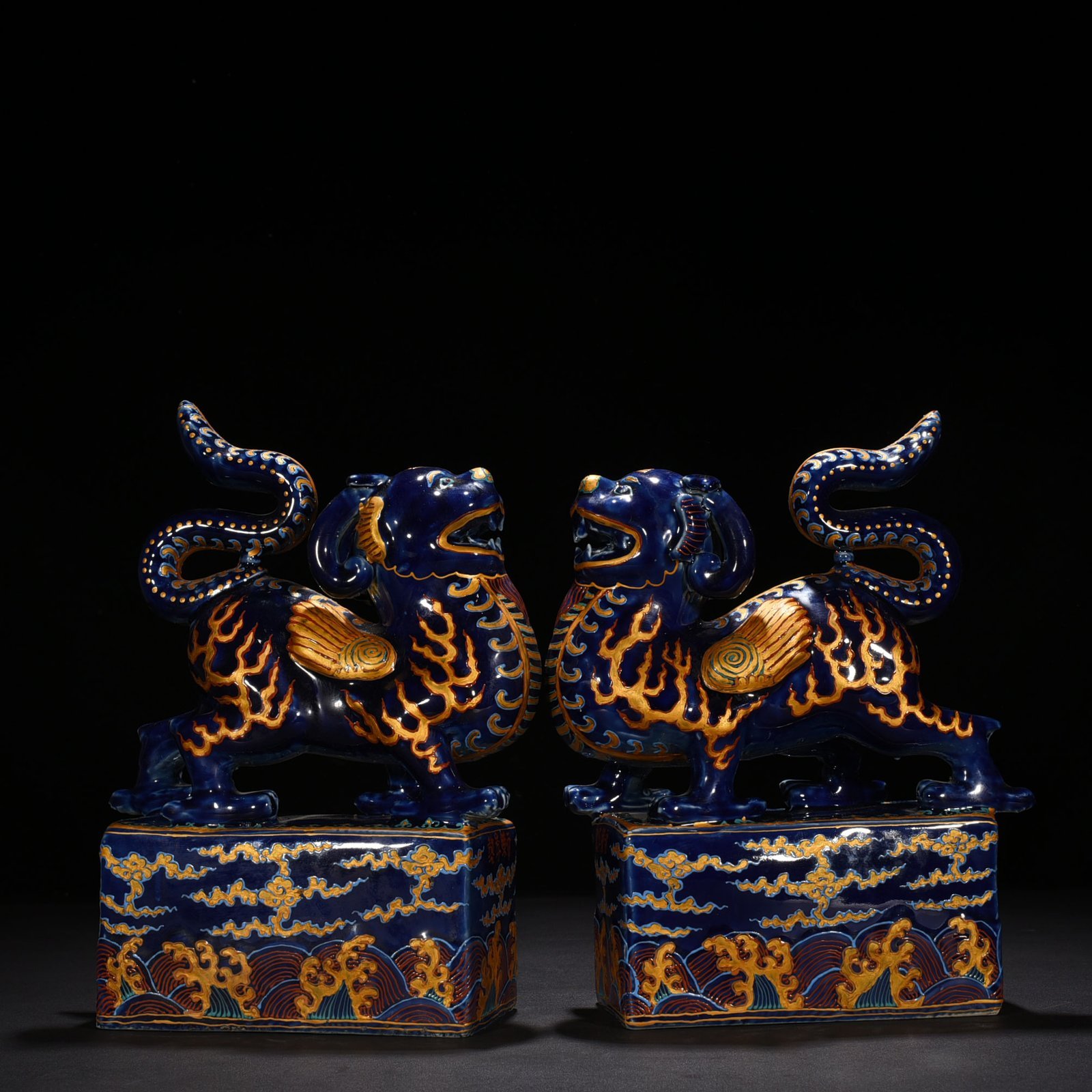 Ming Dynasty Yongle Festival blue glazed limestone auspicious animal statue