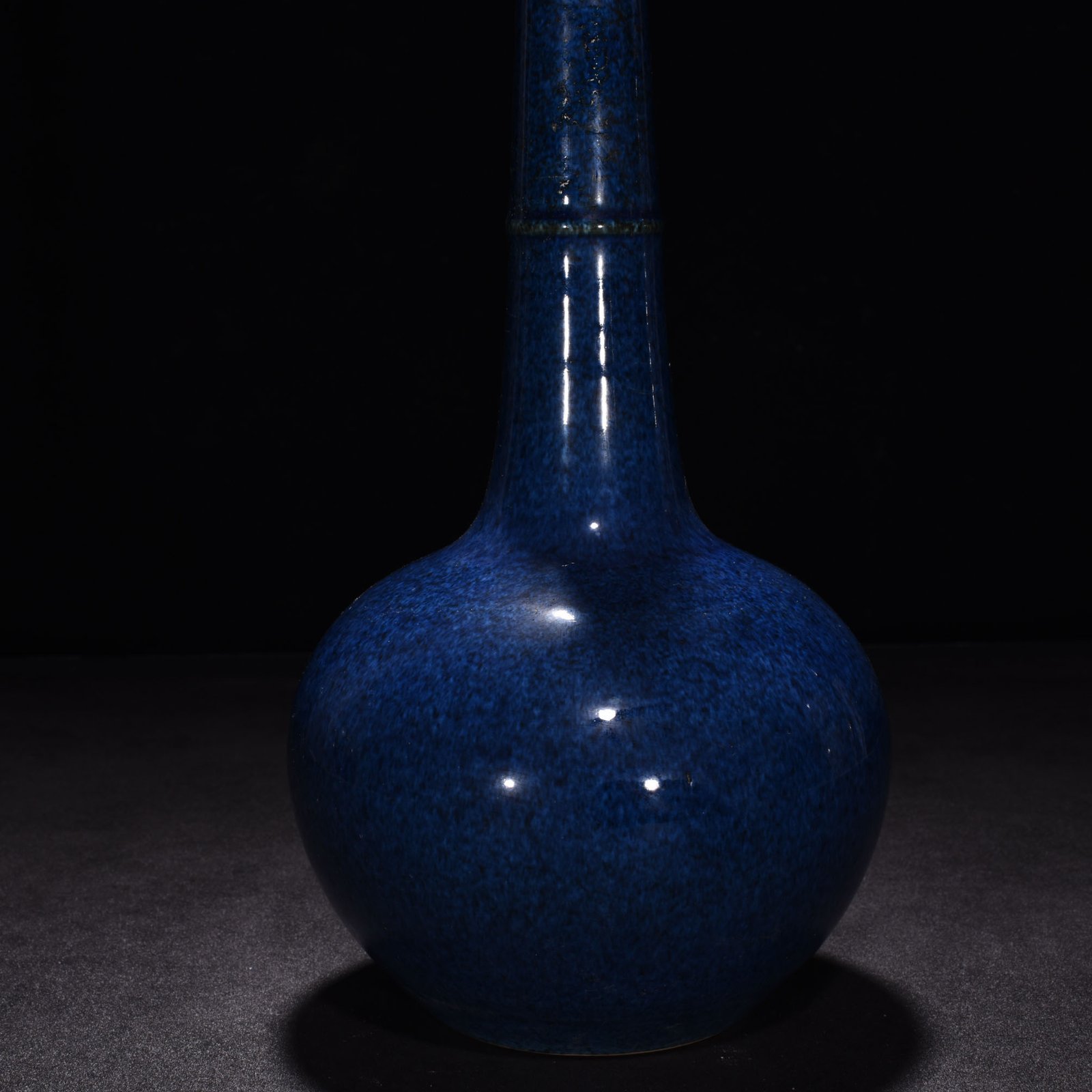 Ming Dynasty Yongle blue-glazed key bottles