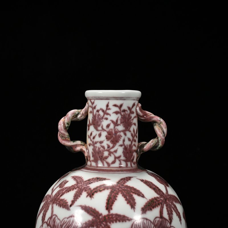 Ming Dynasty Yongle underglaze red amphora with tangled branches