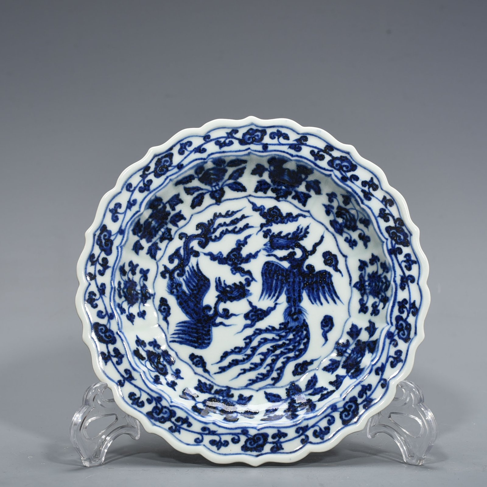 Ming Dynasty Yongle blue and white phoenix rhombus edge plate