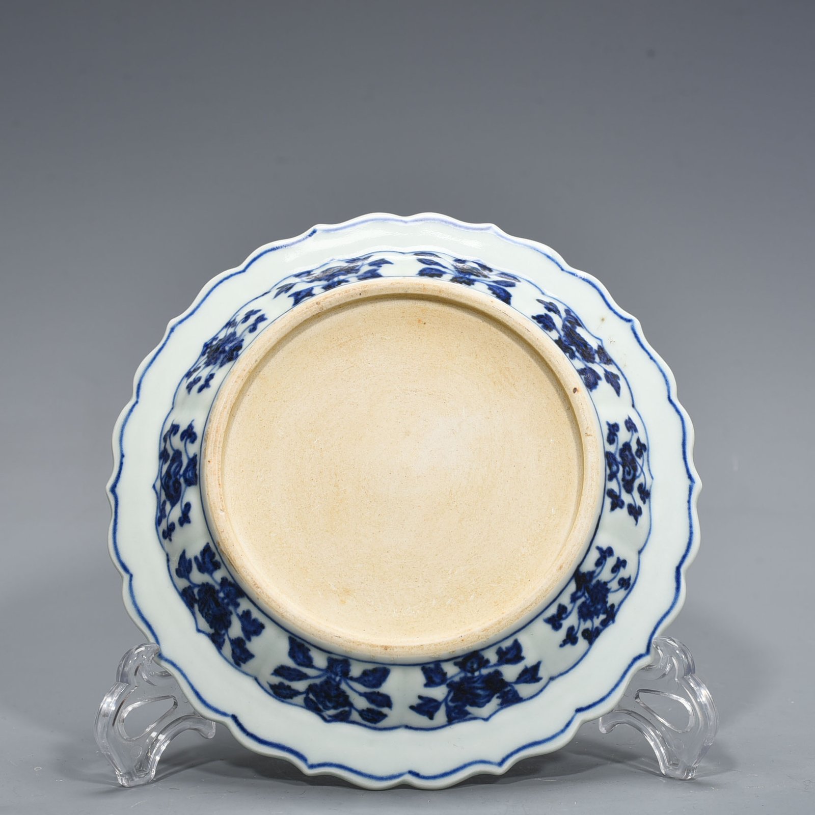 Ming Dynasty Yongle blue and white phoenix rhombus edge plate
