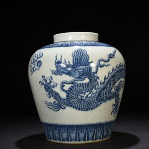 Ming Dynasty Yongle blue and white engraved sea water dragon jar