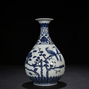 Ming Dynasty Yongle blue and white jade pot and spring vase with folded branches