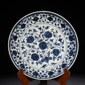 Ming Dynasty Yongle blue and white lotus dish