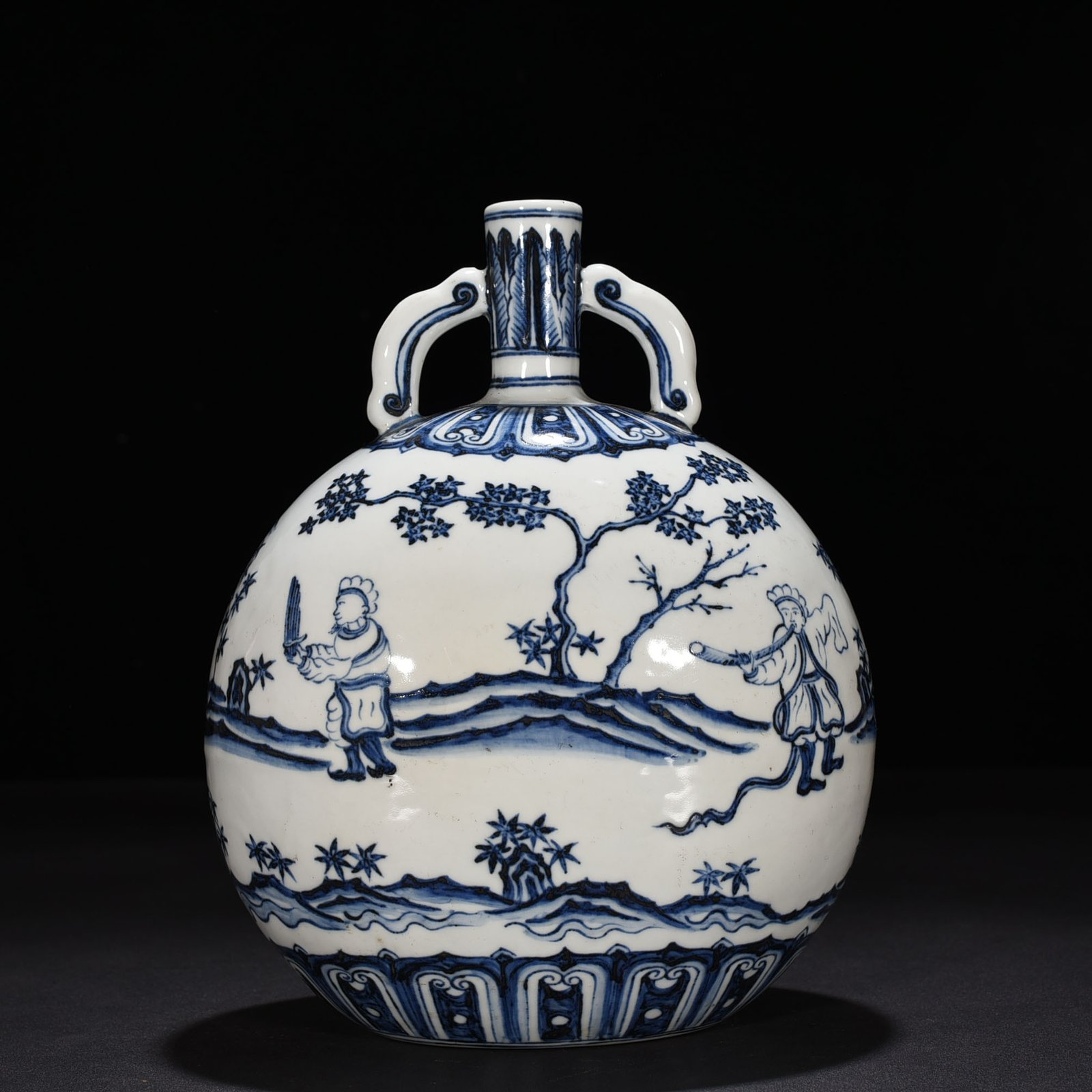 Ming Dynasty Yongle blue and white people playing music flat vase