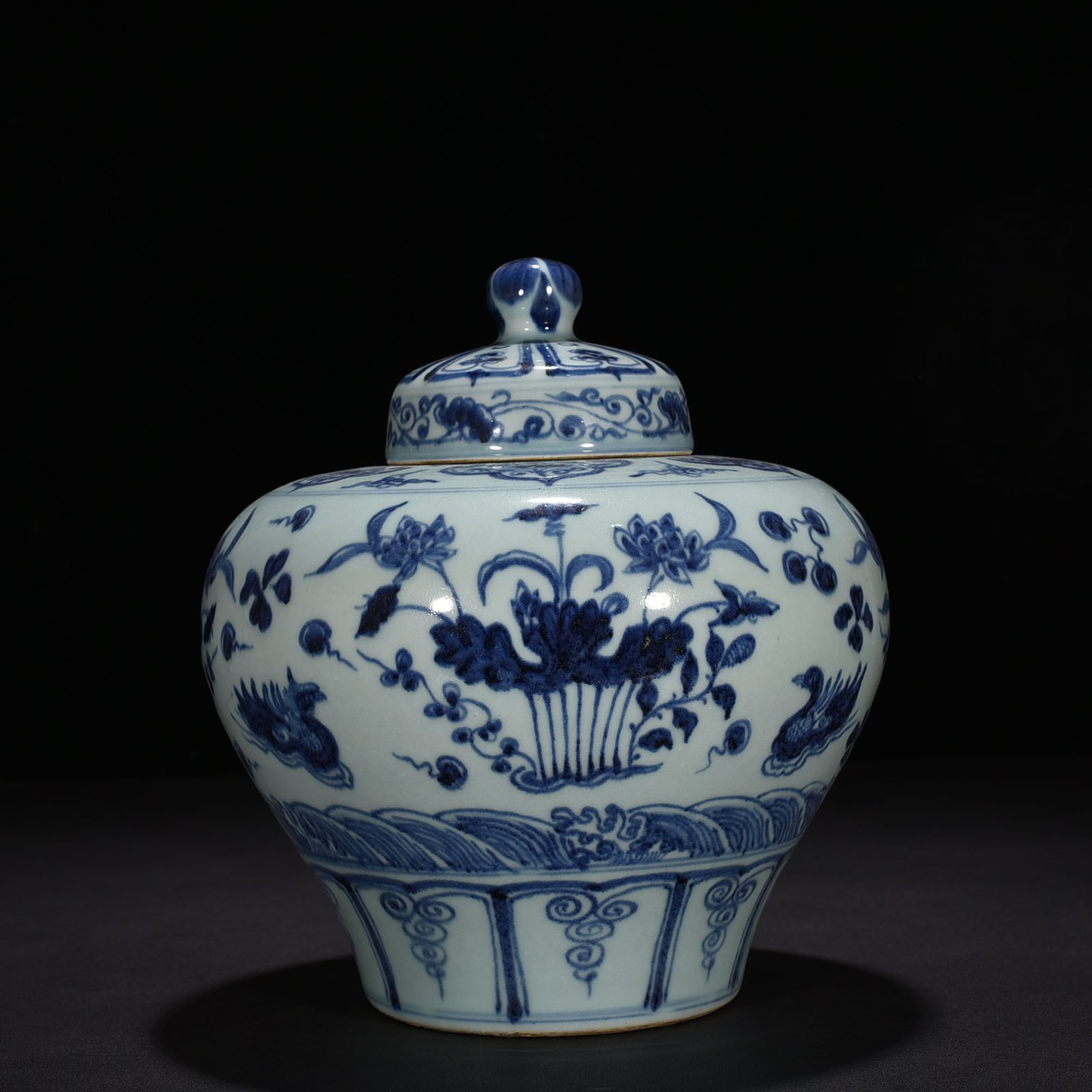 Ming Dynasty Yongle blue and white lotus pond jar with mandarin duck