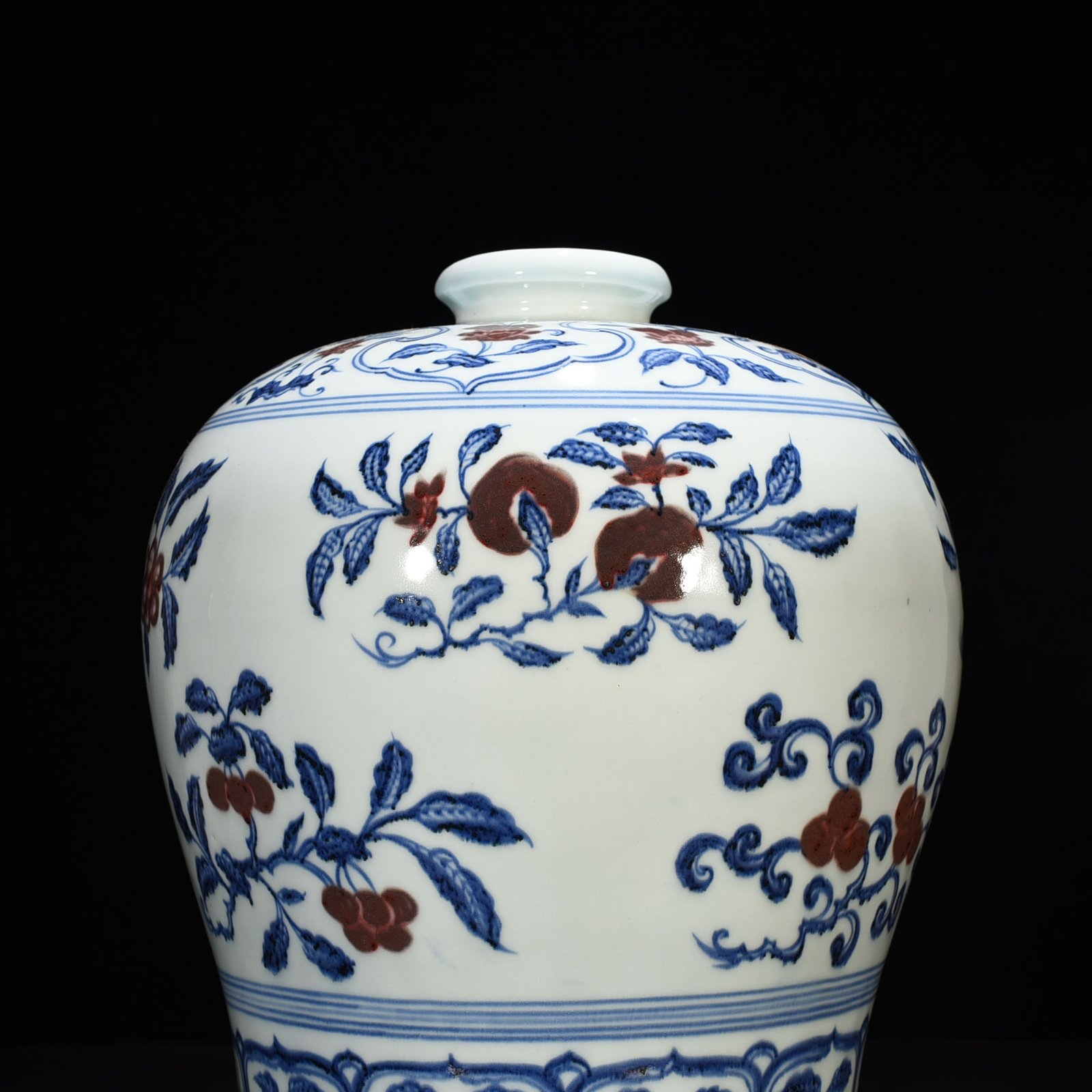 Ming Dynasty Yongle blue and white underglaze red plum vase with folded branches