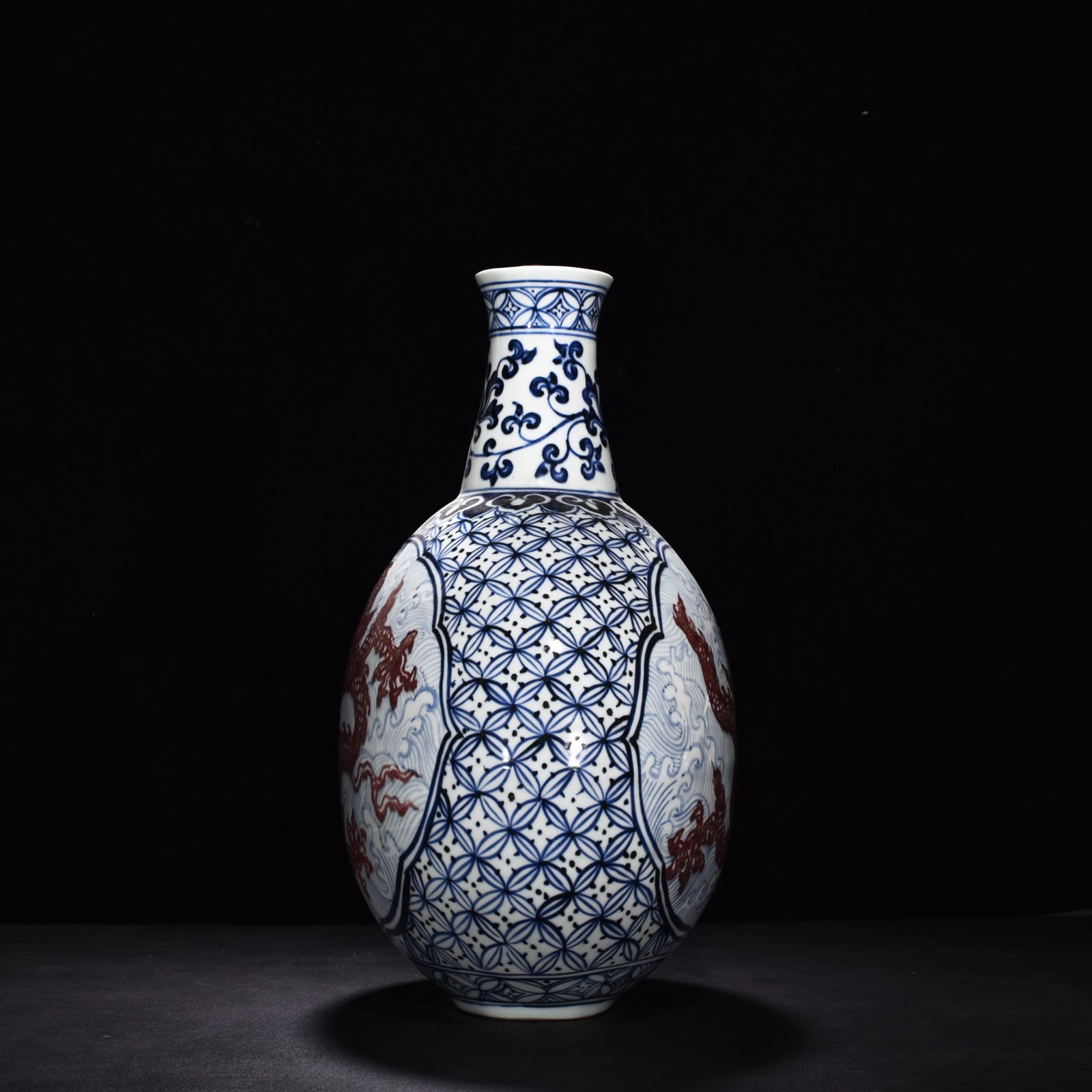 Ming Dynasty Yongle blue and white underglaze red sea dragon flat vase