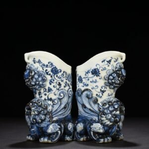 Ming Dynasty Yongle blue and white unicorn and auspicious animal horn cup