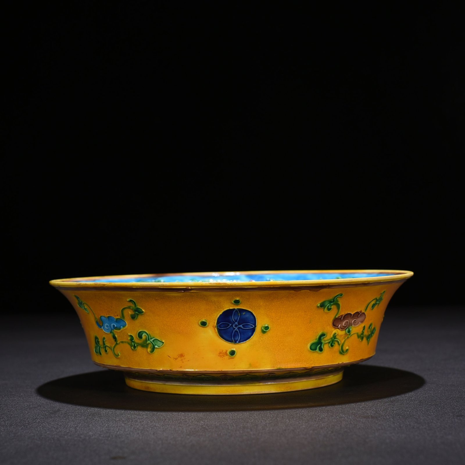 Ming Dynasty Yongle yellow ground enamel folding plate with dragon
