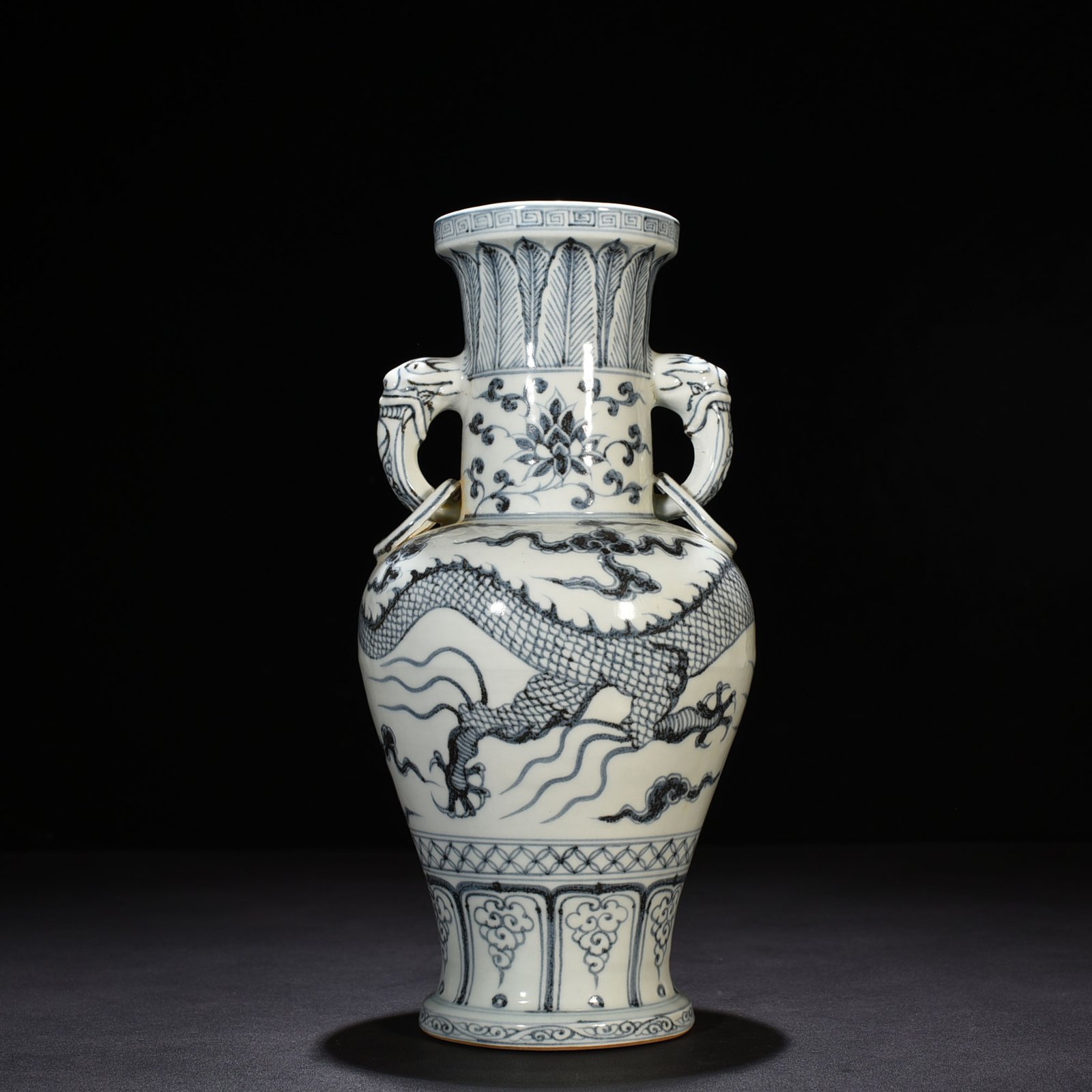 Ming Dynasty Hongwu reward inscription dragon amphora
