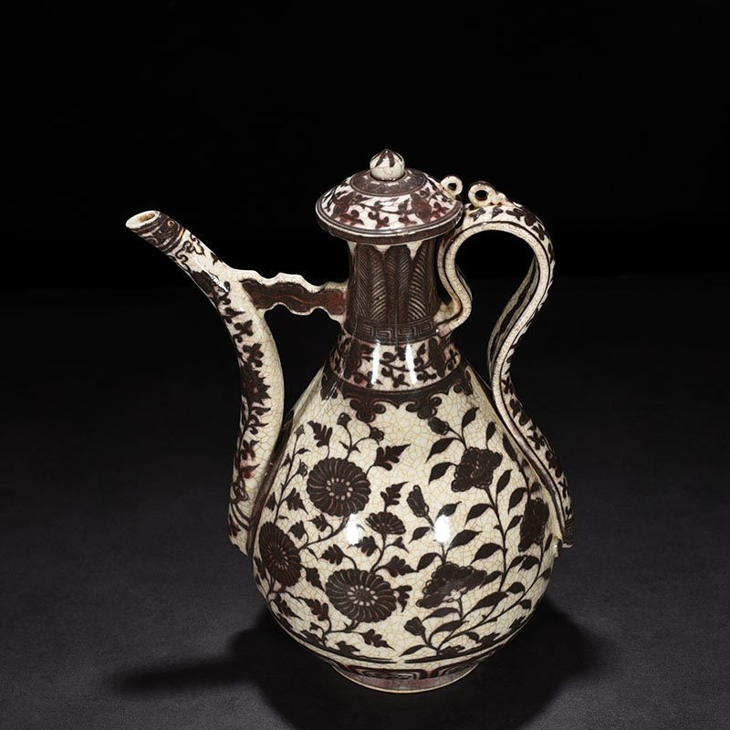 Ming Dynasty Hongwu underglaze red flower ewer
