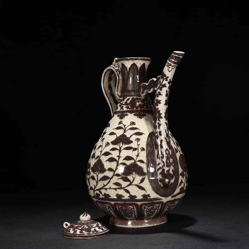 Ming Dynasty Hongwu underglaze red flower ewer