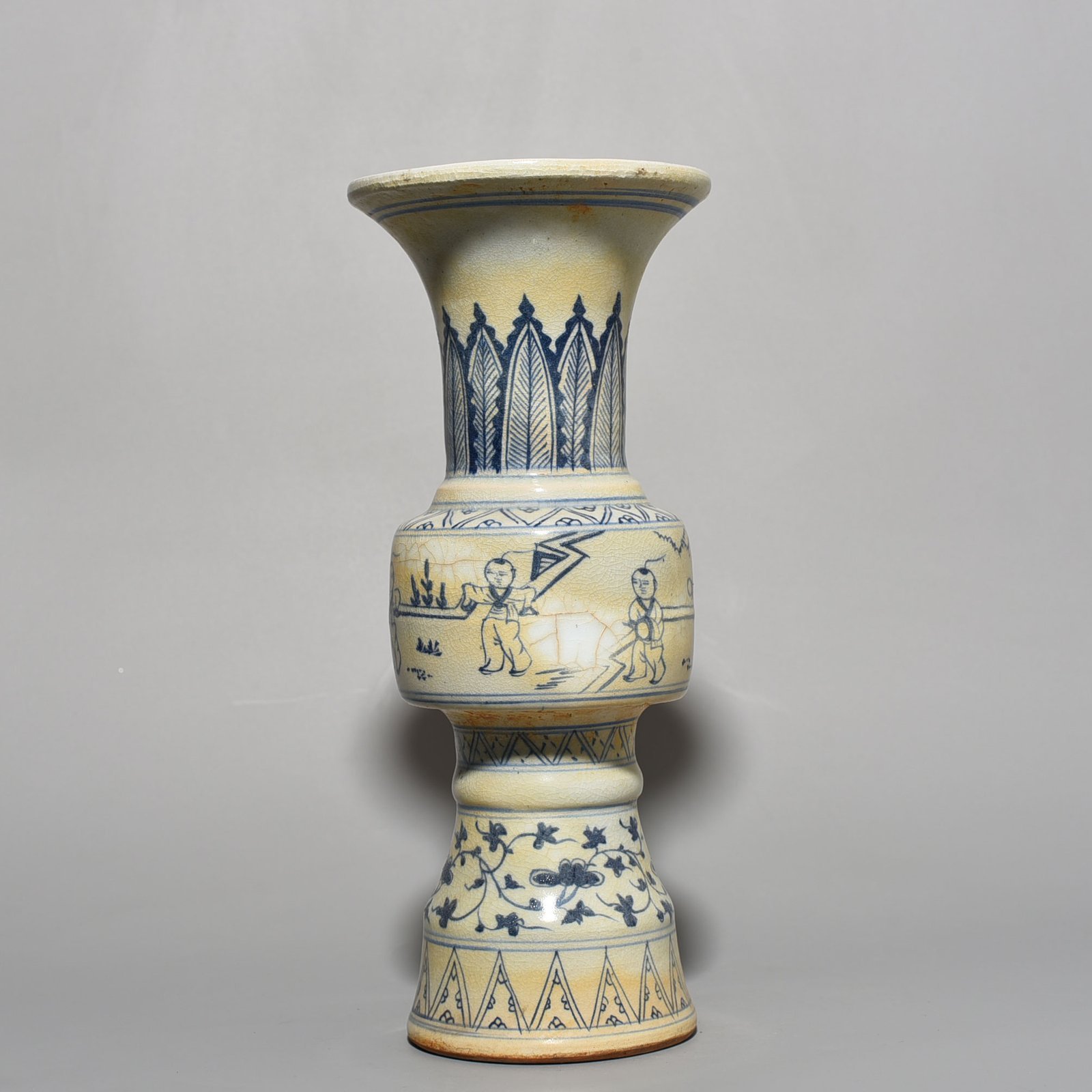 Ming Dynasty blue and white baby play flower cup