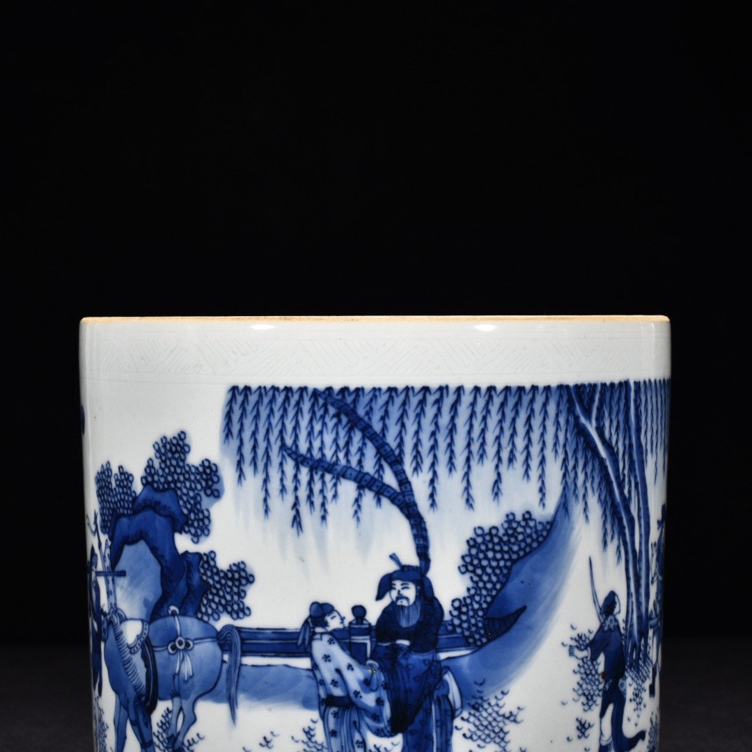 Ming Dynasty Shunzhi blue and white character story pen holder