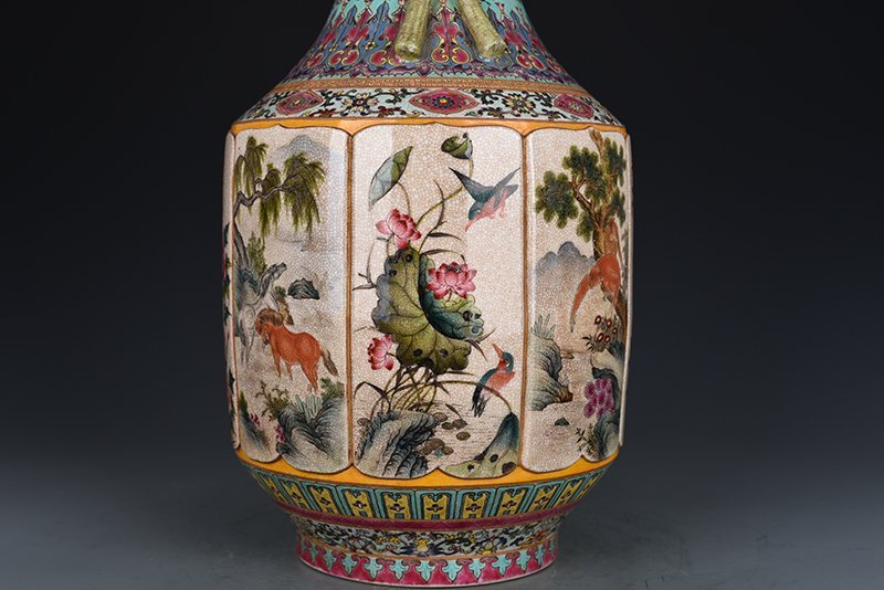 Qing Dynasty Qianlong Ge-glazed pastel flower bird and animal amphorae